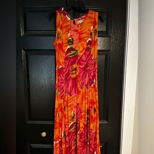 Olivia Petite Sleeveless Maxi Dress